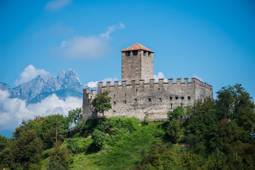 Hotel Castello Di Zumelle Exterior foto